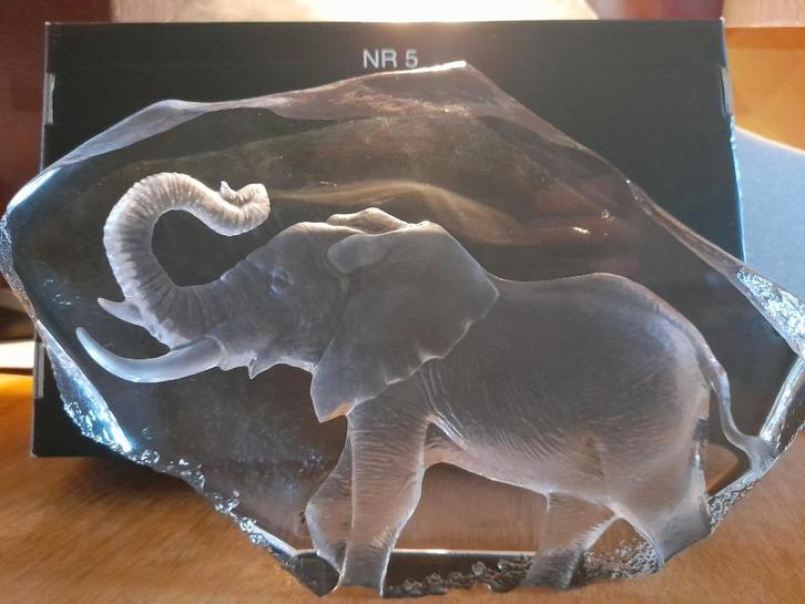 Kristal olifant Mats Jonasson, Antiek en Kunst, Antiek | Glas en Kristal, Ophalen of Verzenden