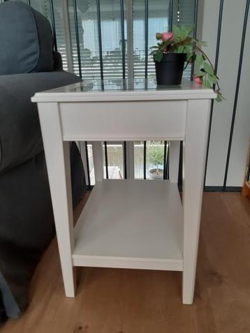 IKEA Bijzettafel/Nachtkastje LIATORP beschikbaar voor biedingen