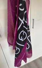 Boutiekje lange sjaal zwart met wit en paars en print, Ophalen of Verzenden, Zo goed als nieuw, Maat 38/40 (M), Sjaal