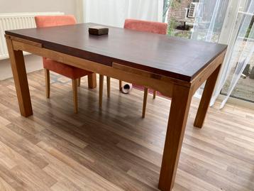 Teakhouten eettafel te koop beschikbaar voor biedingen