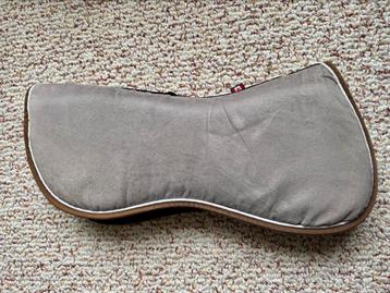 Ogilvy zadelonderlegger spring taupe wit bruin beschikbaar voor biedingen