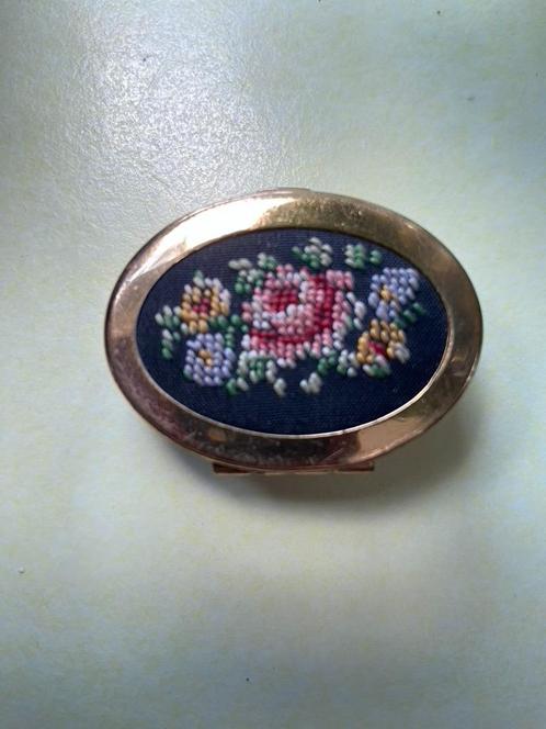 vintage pillendoosje, Antiek en Kunst, Curiosa en Brocante, Ophalen of Verzenden