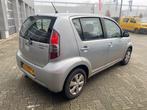 Daihatsu Sirion 2 1.3-16V EXCLUSIVE AUTOMAAT Airco | Hoge in, Auto's, Daihatsu, Stof, Gebruikt, Zwart, 4 cilinders