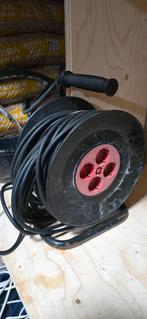 Kabelhaspel- Verlengsnoer Handig voor Klussen! Ver, Ophalen of Verzenden, Gebruikt