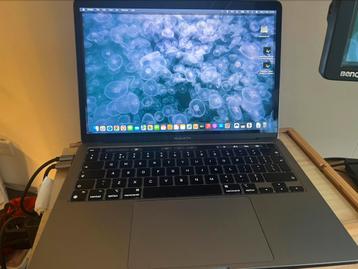 MacBook Pro M1 16GB 1TB 2020 model (2022 gekocht - coolblue)