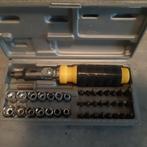 Gereedschap    T E A B, Ophalen, Zo goed als nieuw