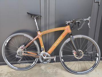 houten frame racefiets beschikbaar voor biedingen