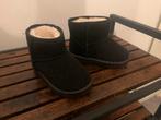 Nieuwe Mini ugg maat 24, Ophalen of Verzenden, Nieuw, Meisje, Laarsjes
