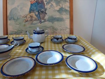 Zeer uitgebreid emaille kinderserviesje  beschikbaar voor biedingen