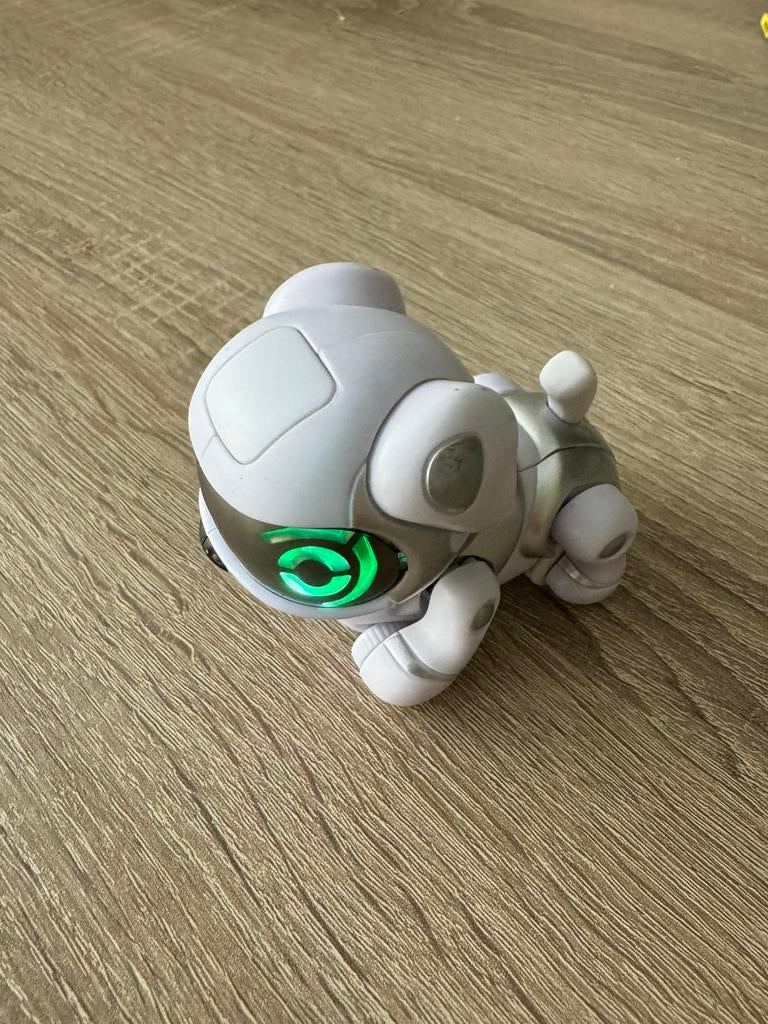 Splash Toys robot puppy - maakt geluid, draait heen en weer, Ophalen of Verzenden, Zo goed als nieuw