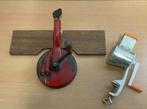 Vintage keuken gereedschap: kaasrasp + snijbonen molen, Ophalen of Verzenden, Gebruikt