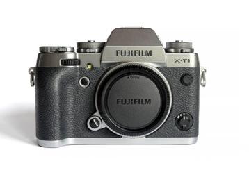 Fujifilm XT-1 Graphite Silver Edition body beschikbaar voor biedingen