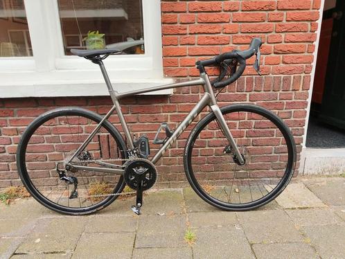 Giant Contend SL1 Disc Shimano 105 maat ML, Fietsen en Brommers, Fietsen | Racefietsen, Zo goed als nieuw, Heren, Giant, Meer dan 20 versnellingen