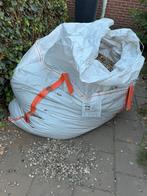 2 zakken grind gratis, Tuin en Terras, Ophalen, Gebruikt, Overige materialen