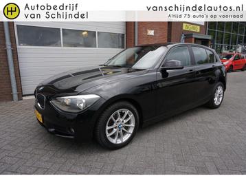 BMW 1-serie 118i 170PK PARKEERSENSOREN V+A - 16 INCH LM VELG beschikbaar voor biedingen