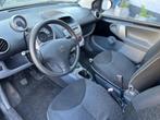 Peugeot 107 1.0-12V XS | AIRCO | 5 DEURS | ELEK RAMEN |, Voorwielaandrijving, Stof, Gebruikt, Zwart