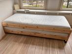 Stapelbaar bed met 2 matrassen, grenen stevig, 80x200 cm, Huis en Inrichting, Nieuw, 80 cm, Stapelbed, Ophalen