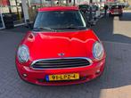 Mini CLUBMAN 1.6 Clubman 120pk NL-auto #YOUNGTIMER, Auto's, Mini, Voorwielaandrijving, Gebruikt, Clubman, 4 stoelen