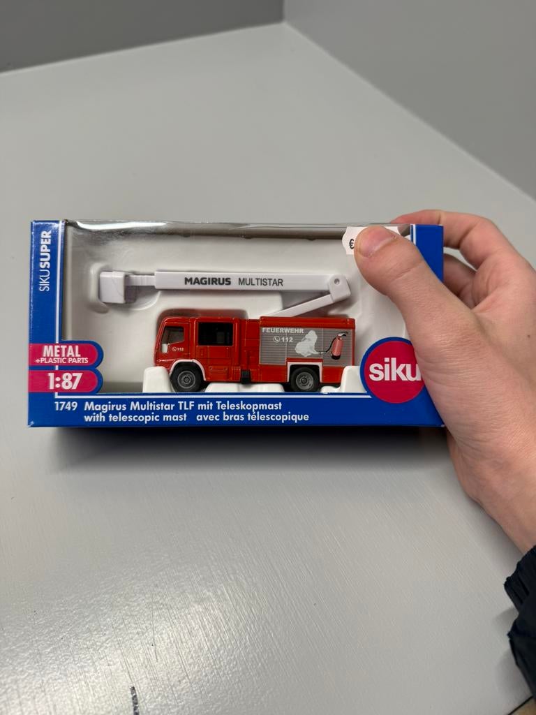 Siku brandweer hoogwerker 1749, Ophalen of Verzenden, Gebruikt, Bus of Vrachtwagen, SIKU