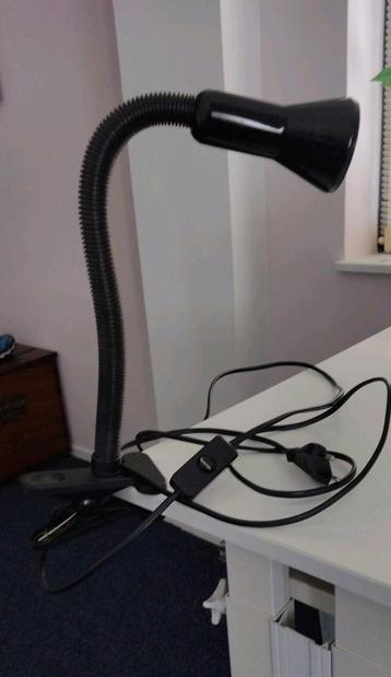 Bureaulamp beschikbaar voor biedingen