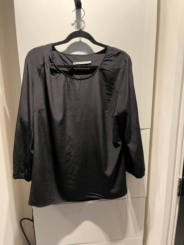 Xandres Zwarte Zijden Blouse Top Maat 46, Kleding | Dames, Blouses en Tunieken, Zo goed als nieuw, Maat 42/44 (L), Zwart, Ophalen of Verzenden