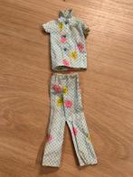 Barbie vintage jaren 60 kleding bloemenpak, Ophalen of Verzenden, Gebruikt, Kleertjes
