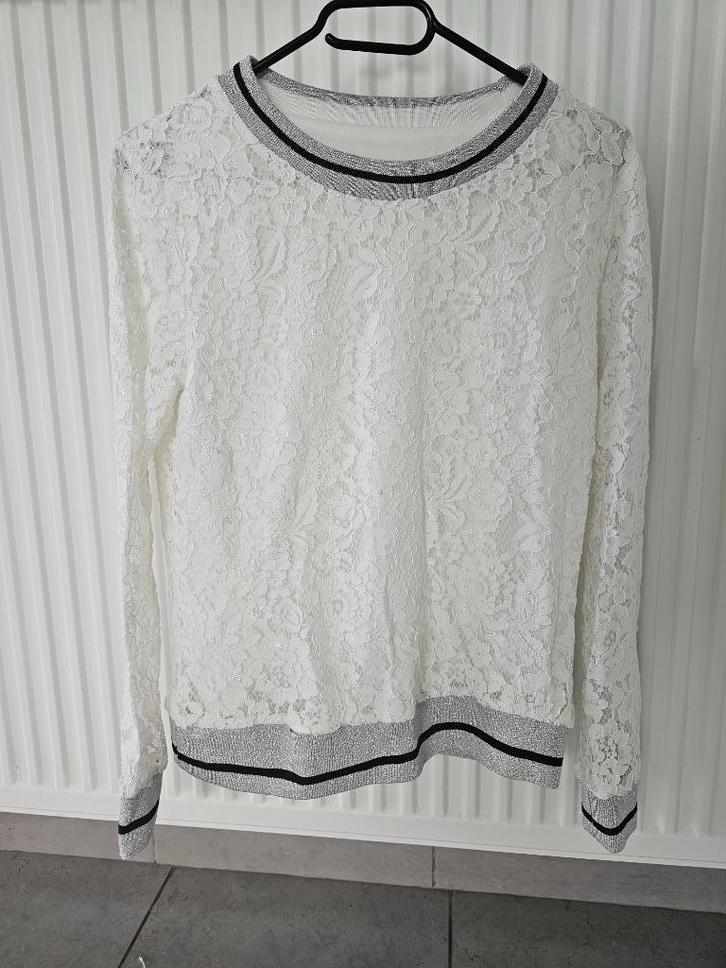witte trui met bloemendesign, Kleding | Dames, Truien en Vesten, Gedragen, Maat 38/40 (M), Wit, Ophalen of Verzenden