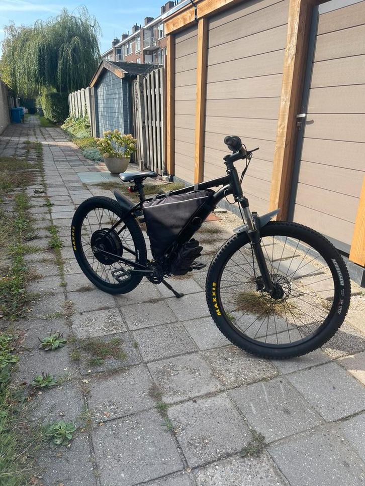 Fiets 74v 4000W 95km/u mxus 3k turbo, Fietsen en Brommers, Fietsen | Crossfietsen en BMX, Zo goed als nieuw, 24 inch of meer, Aluminium