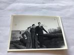 Raalte Foto: Mannen in uniform, jaren '40-'60, Gebruikt, Foto, Ophalen of Verzenden, 1940 tot 1960