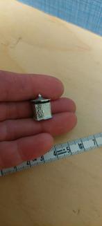 Thee busje voor poppenhuis, Ophalen of Verzenden, Poppenhuis