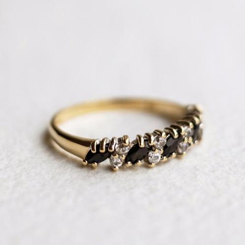Vintage 9K gouden half eternity ring saffier & CZ - 17, Sieraden, Tassen en Uiterlijk, Ringen, Zo goed als nieuw, Dame, 17 tot 18