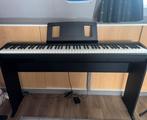 Roland FP10 digitale piano met onderstel, Muziek en Instrumenten, Piano's, Ophalen, Zwart, Digitaal, Zo goed als nieuw