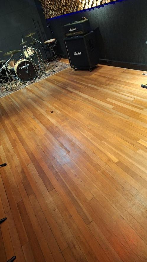 Massieve houten vloer uit concertzaal, Tuin en Terras, Palen, Balken en Planken, Gebruikt, Planken, Minder dan 180 cm, Hardhout