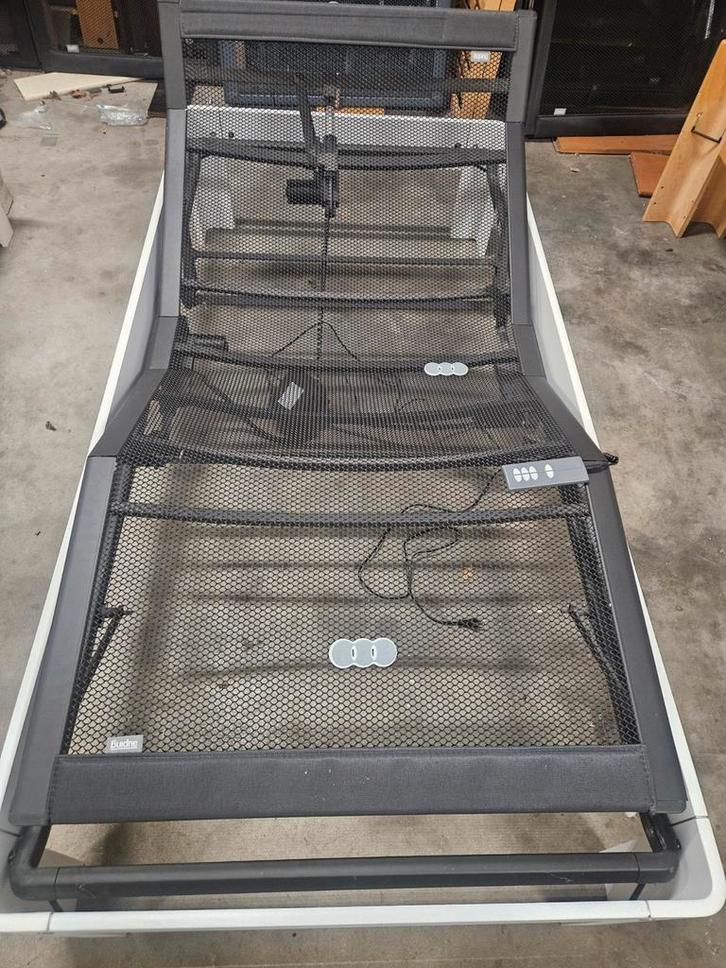 Zgan Auping auronde 1000/1500/2000 100x210 avs met 3 motoren, Huis en Inrichting, Slaapkamer | Bedden, Zo goed als nieuw, Eenpersoons