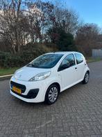 Peugeot 107 Wit (met apple carplay), Voorwielaandrijving, Stof, Zwart, 4 stoelen