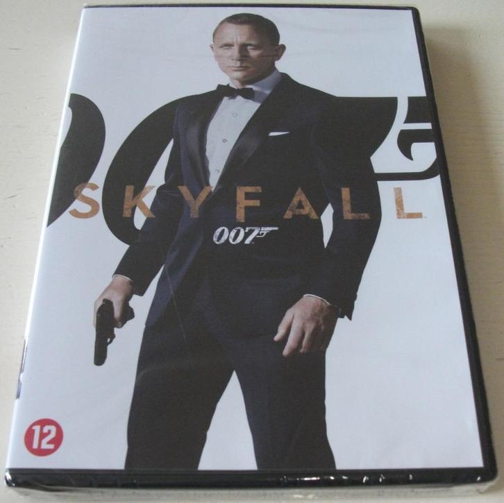 Dvd *** SKYFALL *** *NIEUW*, Cd's en Dvd's, Dvd's | Actie, Nieuw in verpakking, Actie, Vanaf 12 jaar, Ophalen of Verzenden