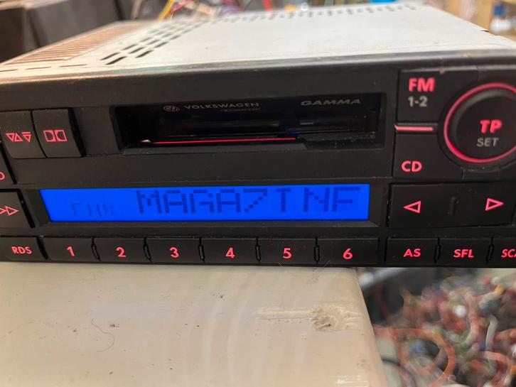 VW Gamma V 5 + CD wisselaar, Auto diversen, Autoradio's, Ophalen of Verzenden