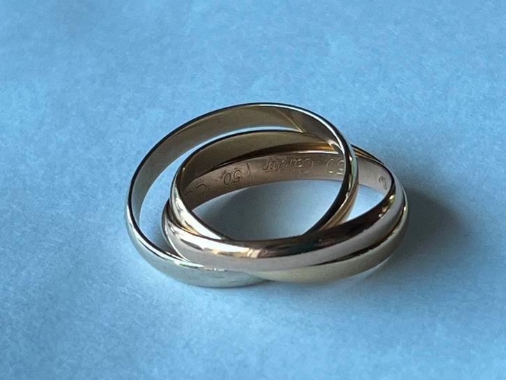 Gouden Trinity ring Cartier 18 CT, Sieraden, Tassen en Uiterlijk, Ringen, Zo goed als nieuw, Dame, Kleiner dan 17, Goud, Verzenden