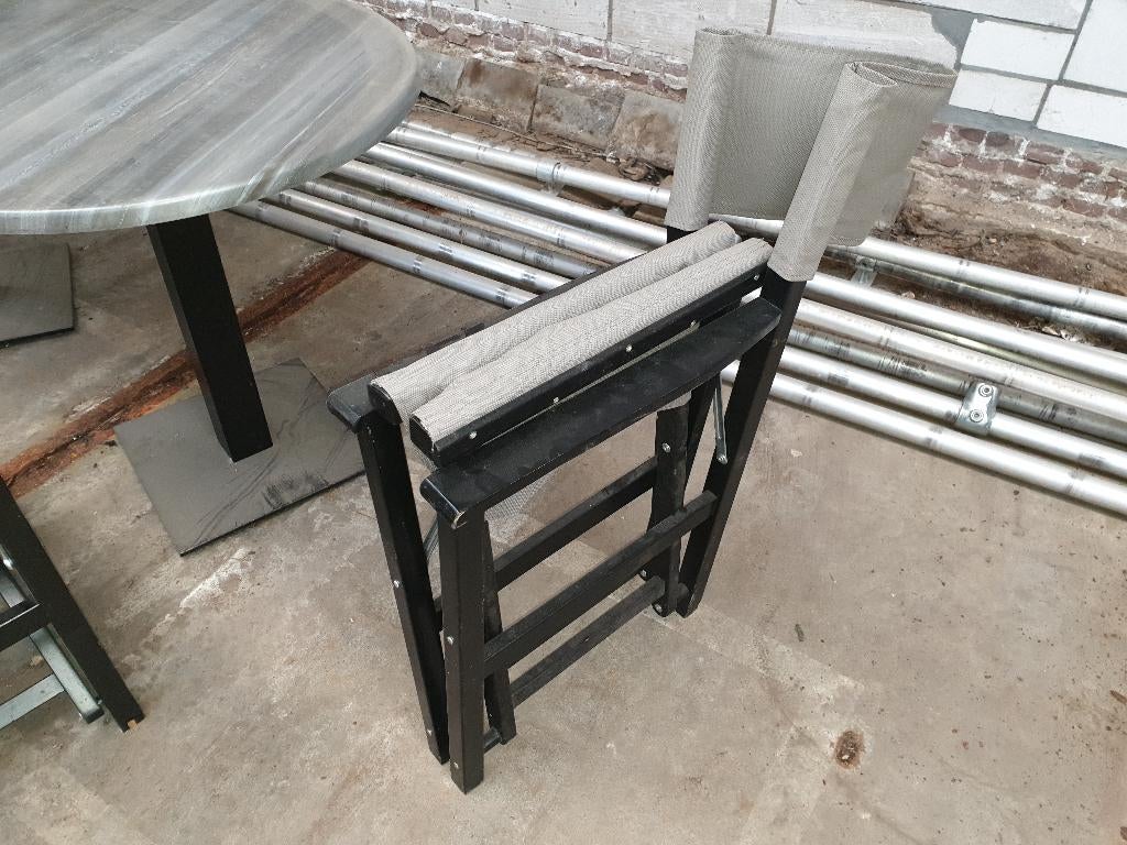 Regisseursstoel gebruikt en tafel, Ophalen, Gebruikt, Eén