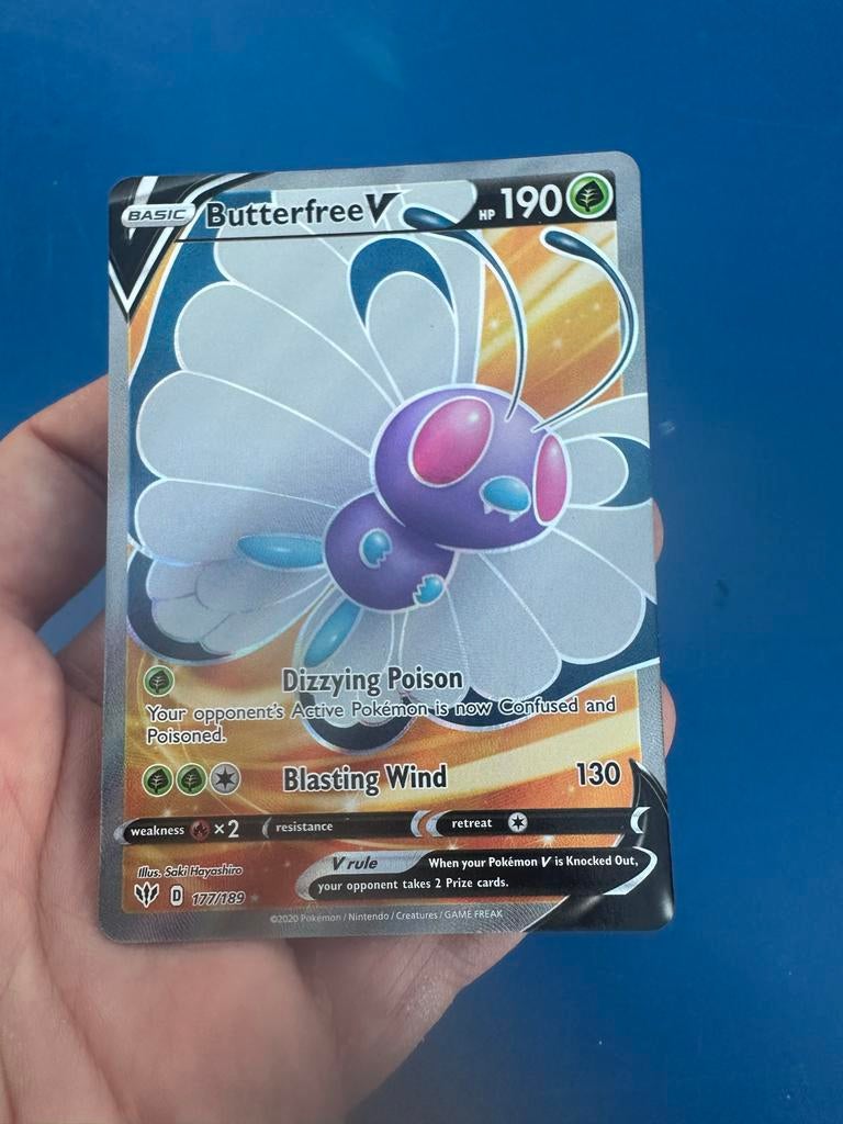 Hyper Rare Butterfree V Full Art - Engels Darkness Ablaze, Ophalen of Verzenden, Zo goed als nieuw, Losse kaart, Foil