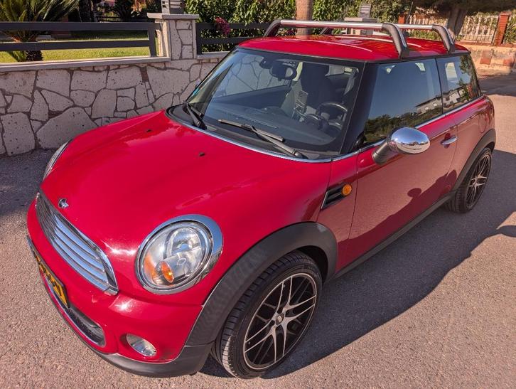 MINI One 2011 1.6 Chili Red – Pepper pack – 98pk – Jaar APK, Auto's, Mini, Particulier, One, ABS, Airbags, Airconditioning, Bluetooth