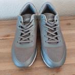 Zilveren/Grijze Skechers maat 38, Kleding | Dames, Schoenen, Ophalen, Skechers, Grijs, Sneakers of Gympen