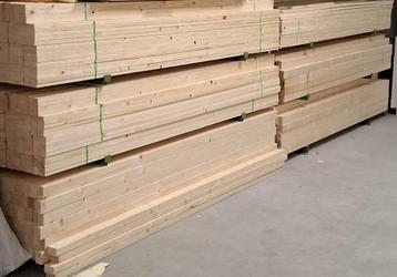 Vuren 4zijden geschaafd 44x70mm lengte 2700mm €3,80 per stuk beschikbaar voor biedingen