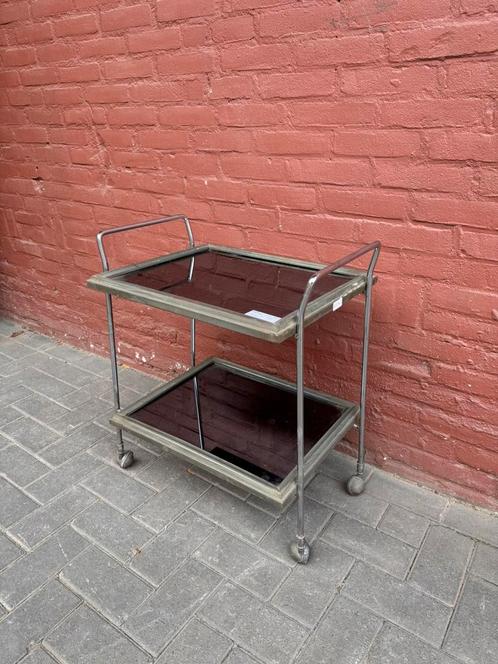 Vintage metalen serveerwagen op wieltjes, Huis en Inrichting, Woonaccessoires | Overige, Ophalen of Verzenden