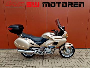 NT650 V DEAUVILLE, NW BANDEN, BEURT GEHAD, NT 650 beschikbaar voor biedingen