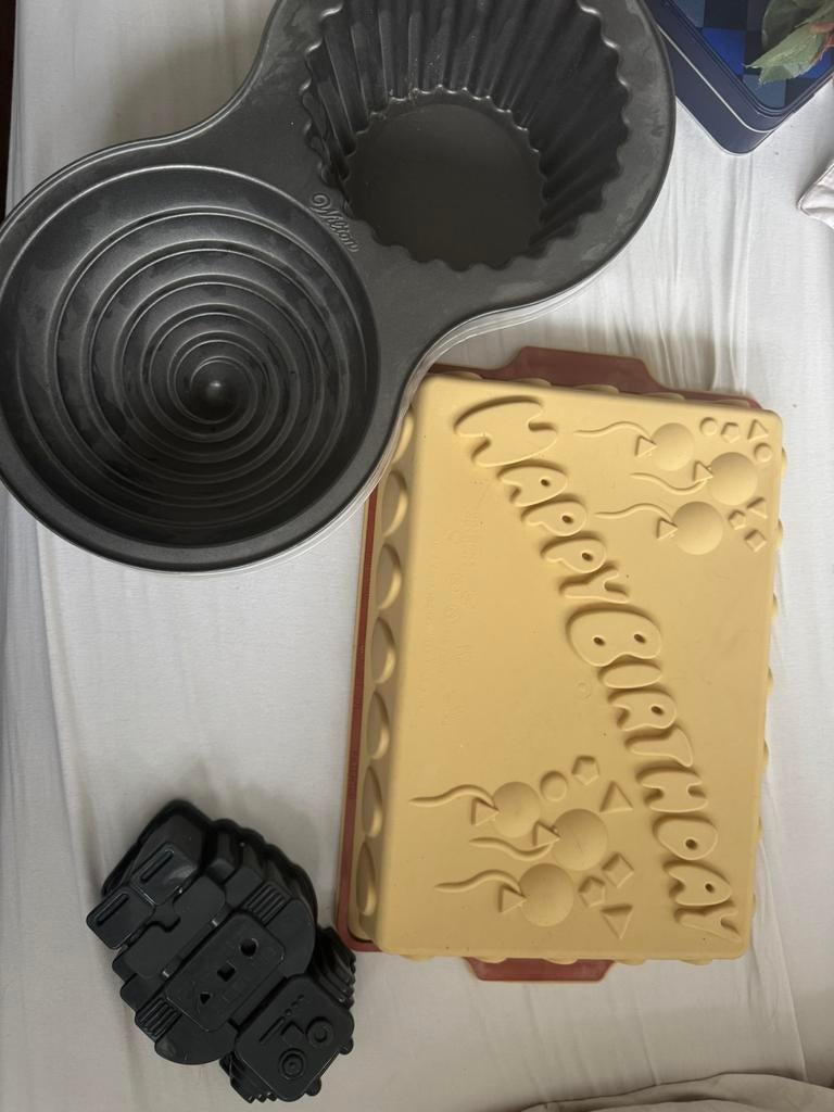 Taart cake vormen smash robot happy birthday, Ophalen, Zo goed als nieuw, Taarten, Versiering