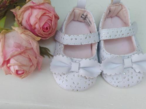Schattige babyschoentjes, Antiek en Kunst, Curiosa en Brocante, Ophalen of Verzenden