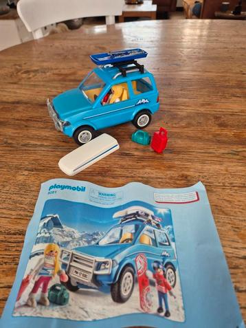 Playmobil Family fun auto 9281 beschikbaar voor biedingen
