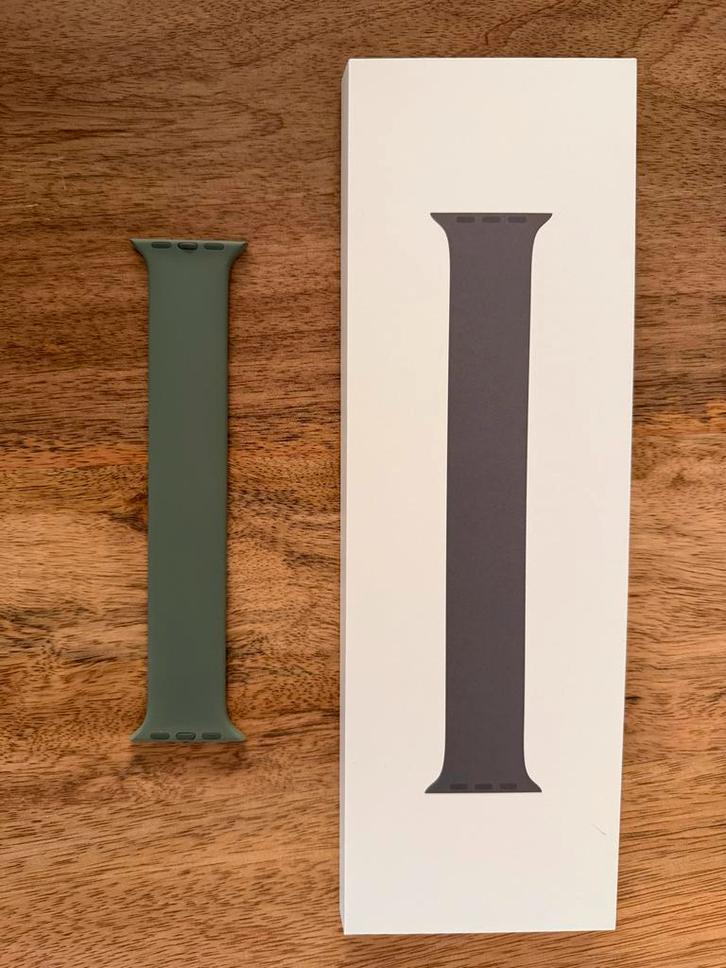 Apple Watch Solo Loop Bandje - Groen/Grijs - Maat 5, Telecommunicatie, Wearable-accessoires, Nieuw, Bandje, Ophalen of Verzenden