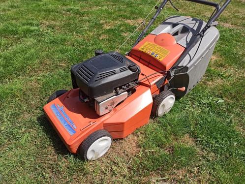 Husqvarna Royal 43 Grasmaaier, Tuin en Terras, Grasmaaiers, Gebruikt, Benzine-grasmaaier, Kooimesmaaier, Opvangbak, Ophalen